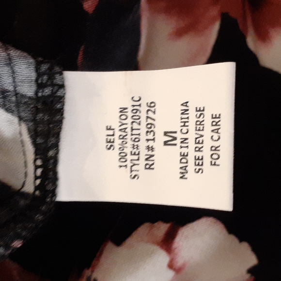 Honey Punch Floral Off Shoulder Crop Top - Picture 5 of 7